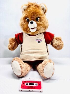 Vintage 1985 Teddy Ruxpin Talking Bear Plush WOW Working With Tape Read!